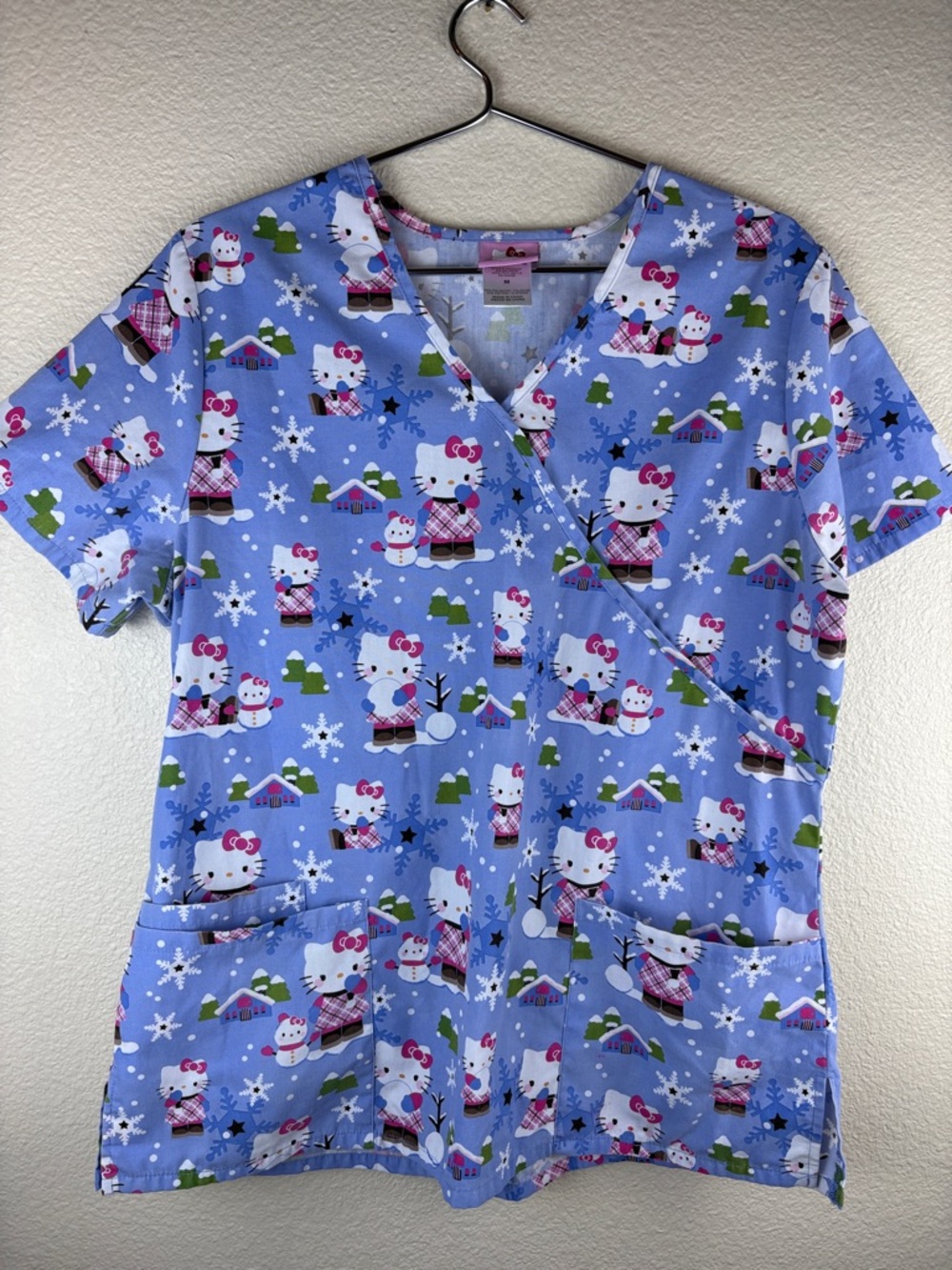 Hello Kitty Women's Scrub Top Size M Winter Snow Blue Pink Work Wear